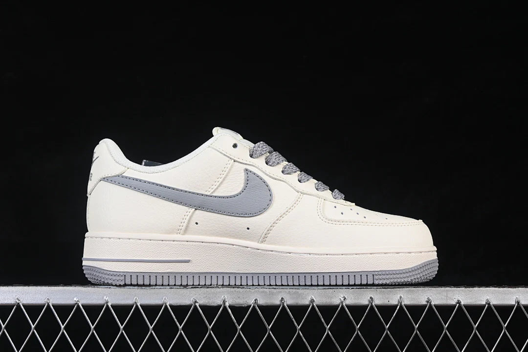 Nike Air Force 1 "Light Grey"