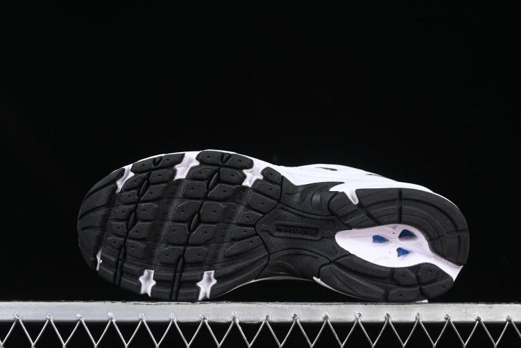 NB 530 "White Black Details"