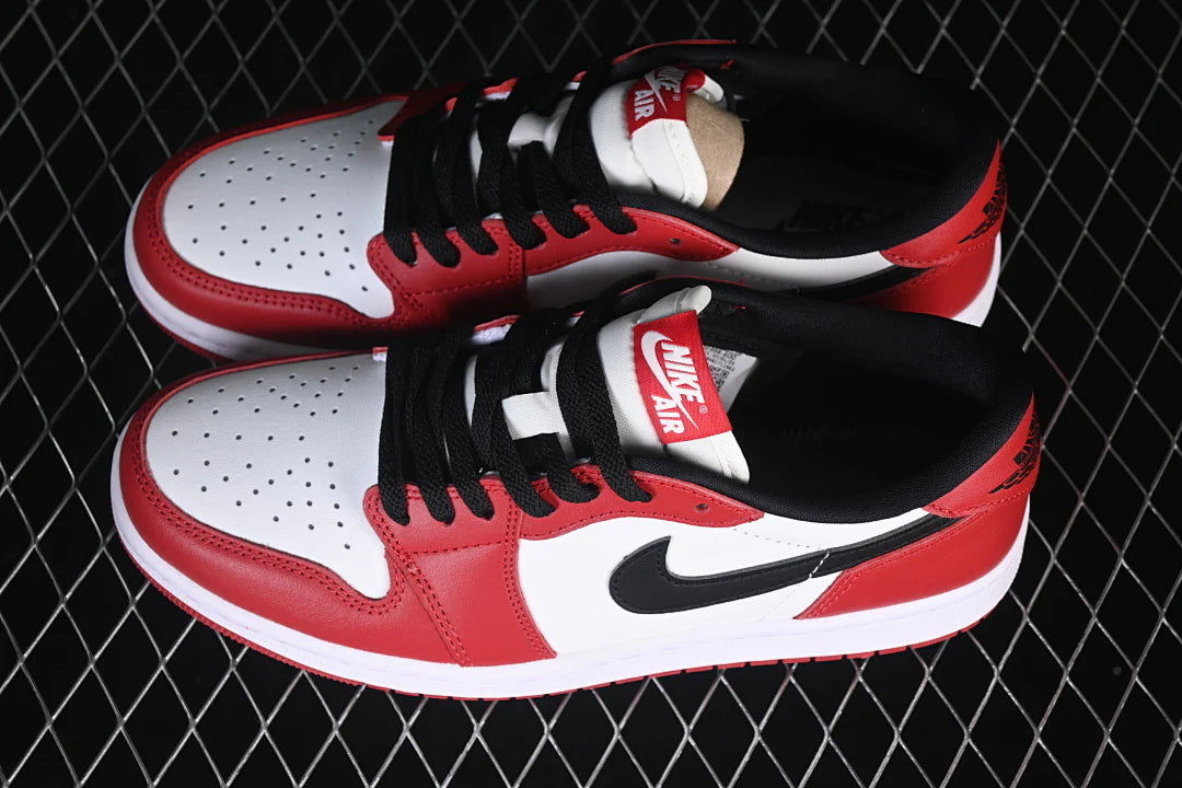 Air Jordan 1 Retro Low "Chicago"