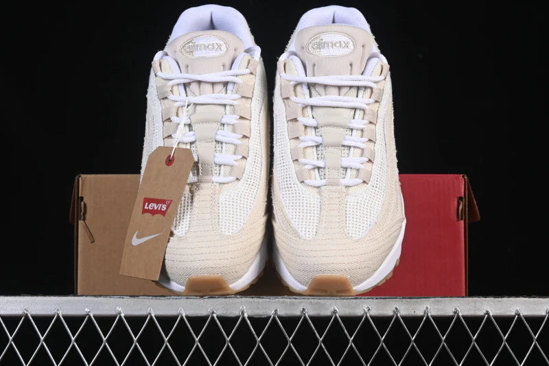 Nike Air Max 95 x Levi's "Light Orewood Brown"