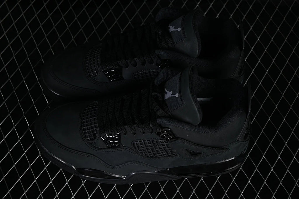 Air Jordan 4 Retro "Black Cat" '2025'