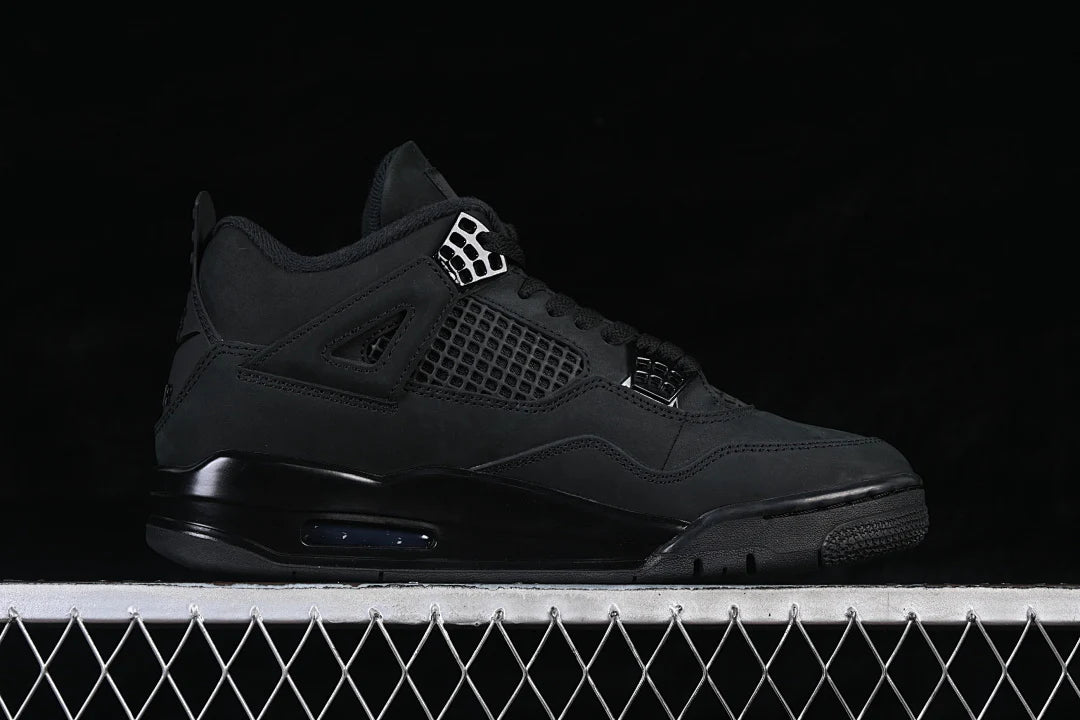 Air Jordan 4 Retro "Black Cat" '2025'