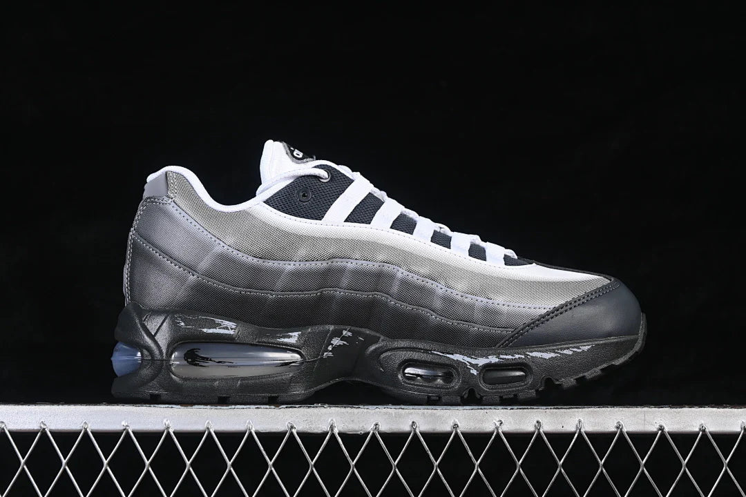 Nike Air Max 95 x Yu-Gi-Oh! "Air Muscle Jonouchi Japan"