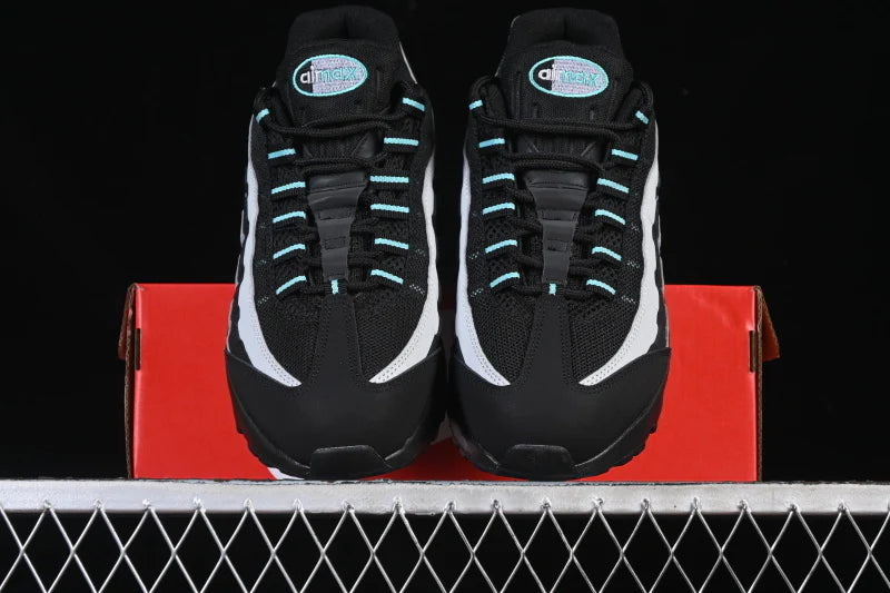Nike Air Max 95 "Black Aurora Green"