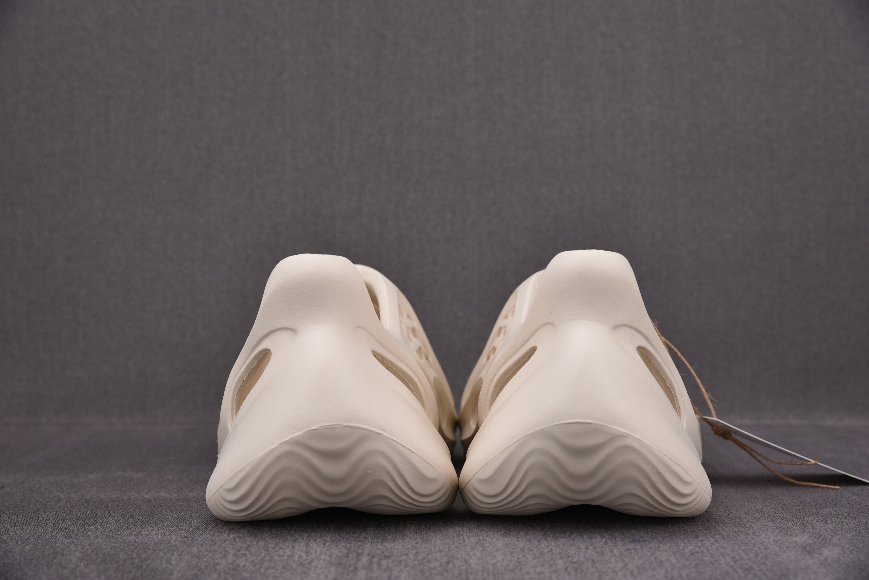 Adidas Yeezy Slide "Foam Runner Ararat"