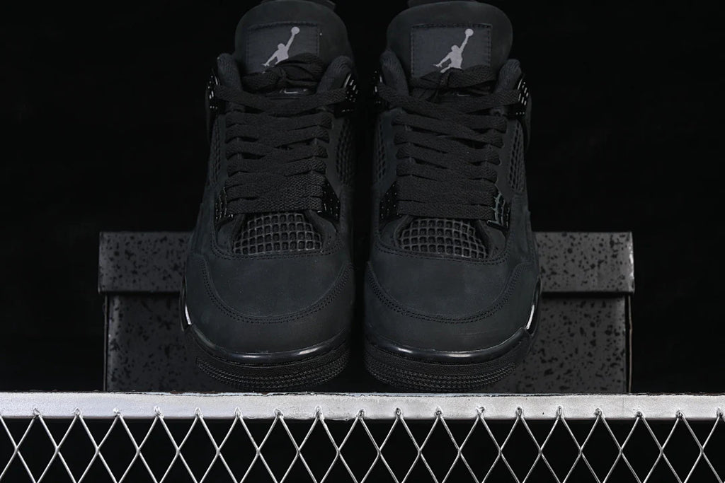 Air Jordan 4 Retro "Black Cat" '2025'