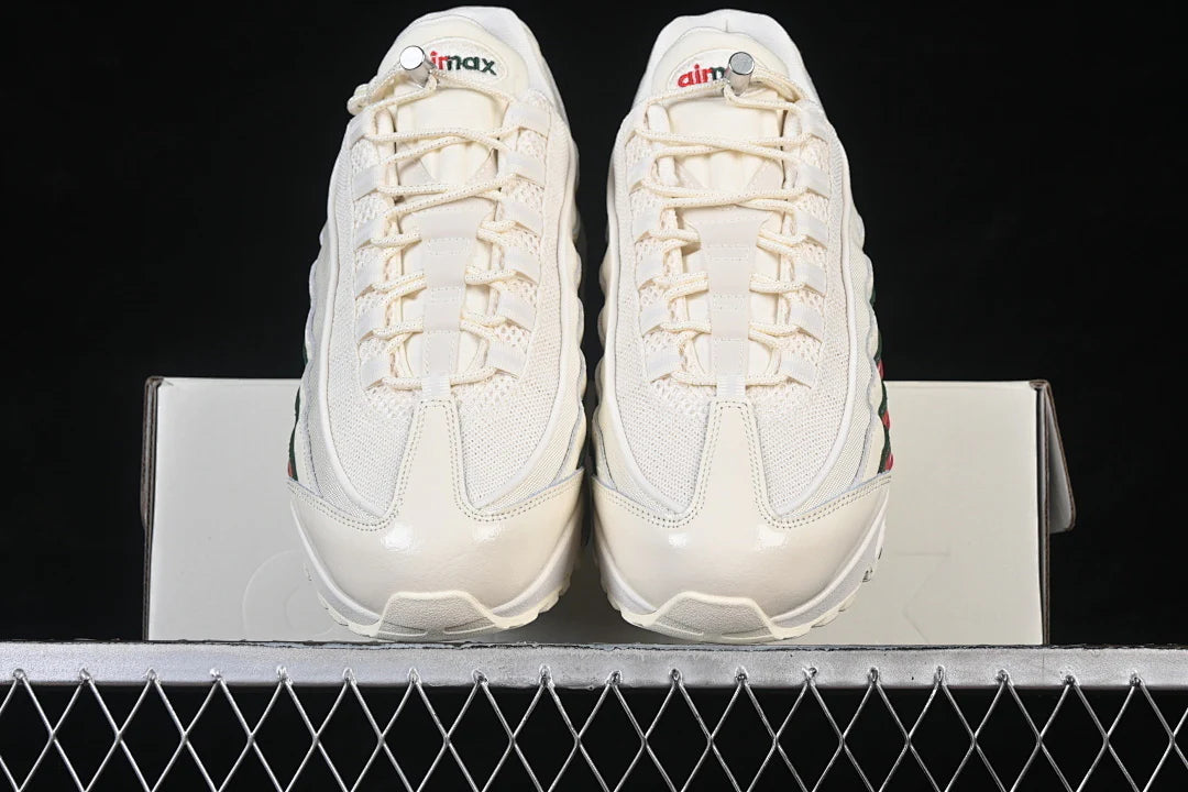 Nike Air Max 95 x UNDEFEATED "White"
