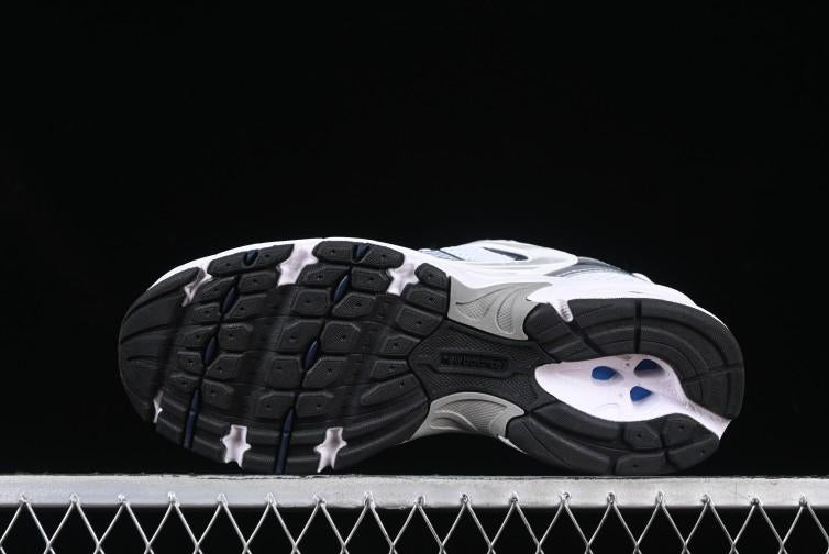 NB 530 "White Silver Navy"