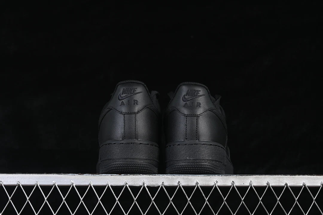 Nike Air Force 1 "Blackout"