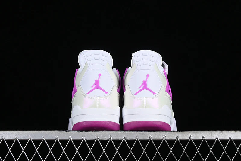 Air Jordan 4 Retro "Hyper Violet"