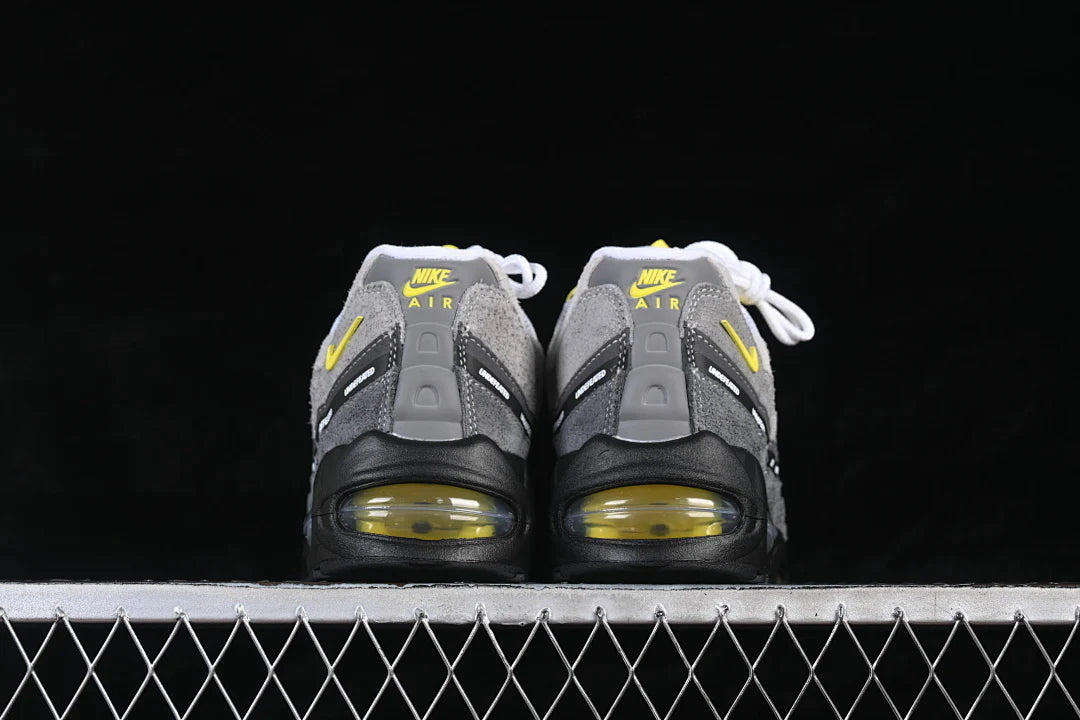 Nike Air Max 95 x UNDEFEATED "Geo Shanghai"