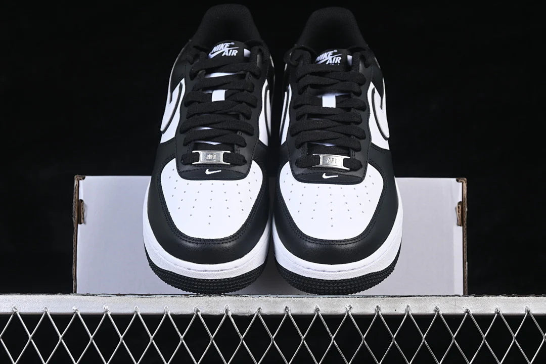 Nike Air Force 1 "Panda"