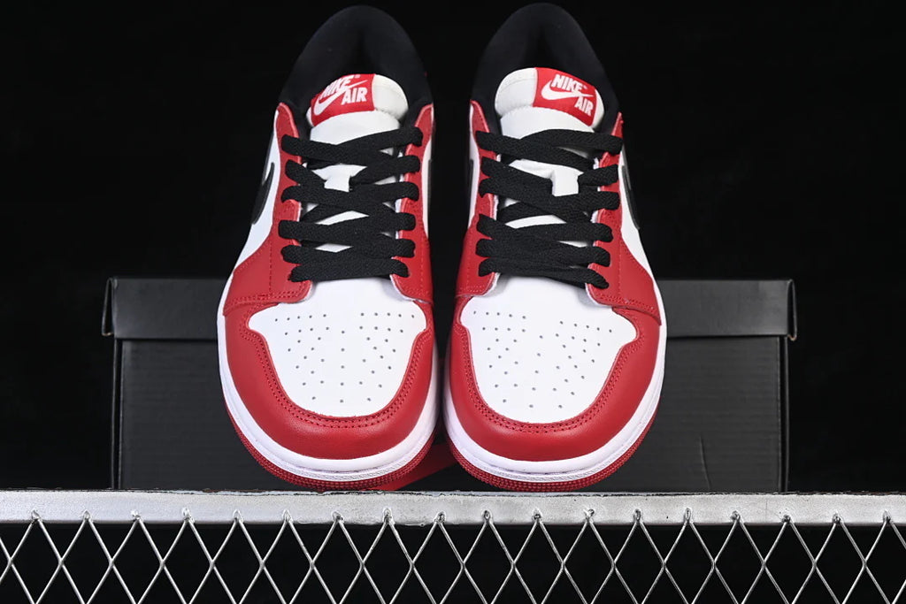Air Jordan 1 Retro Low "Chicago"
