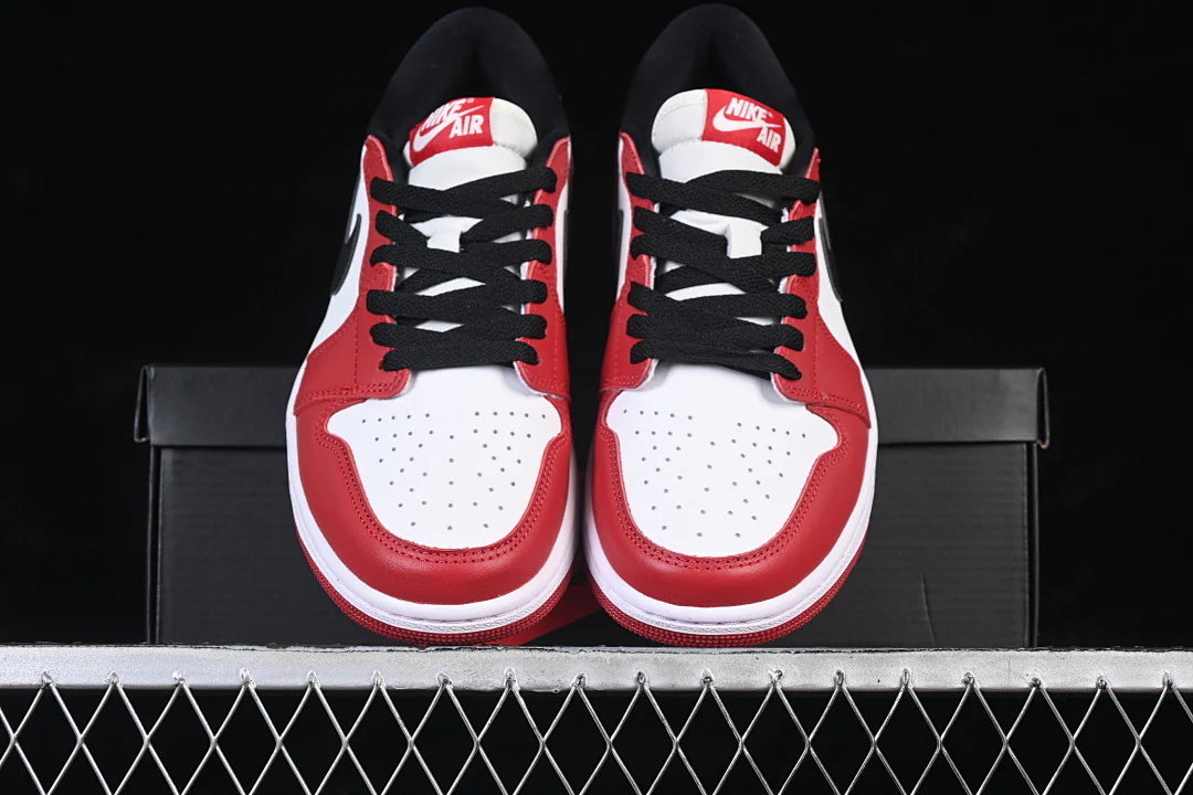 Air Jordan 1 Retro Low "Chicago"