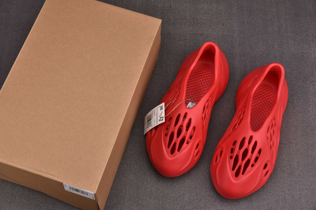 Adidas Yeezy Slide "Foam Runner Vermilion"